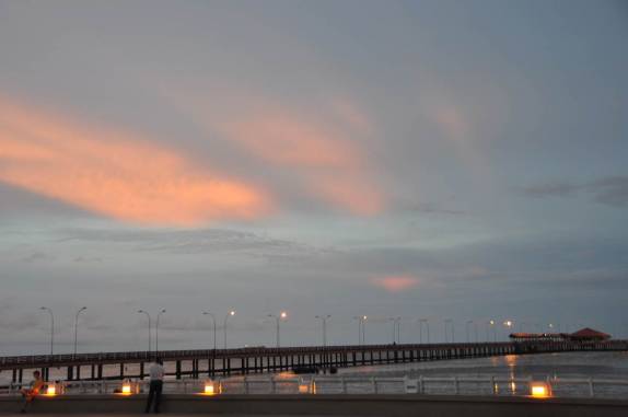 Belo fim de tarde na orla em Macapá - AP
